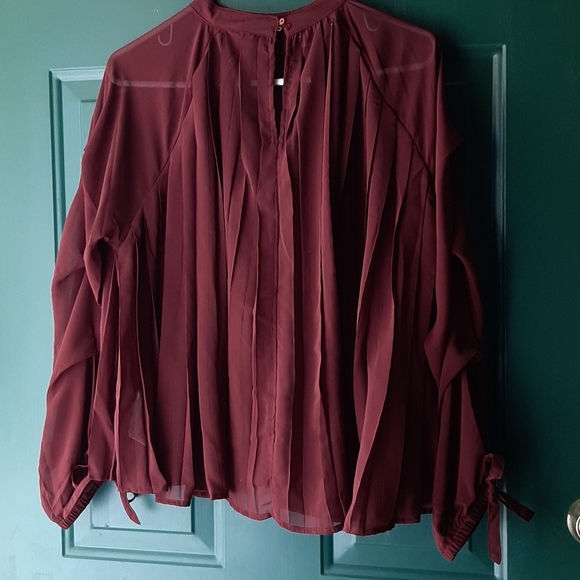 Flowy blouse NWOT - Picture 5 of 7